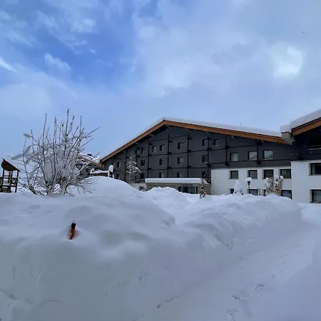 B 096 By Interhome *